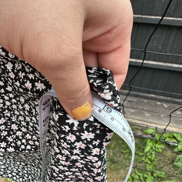 PEACOCKS Black Floral Blouse Size 12 - Picture 8 of 12